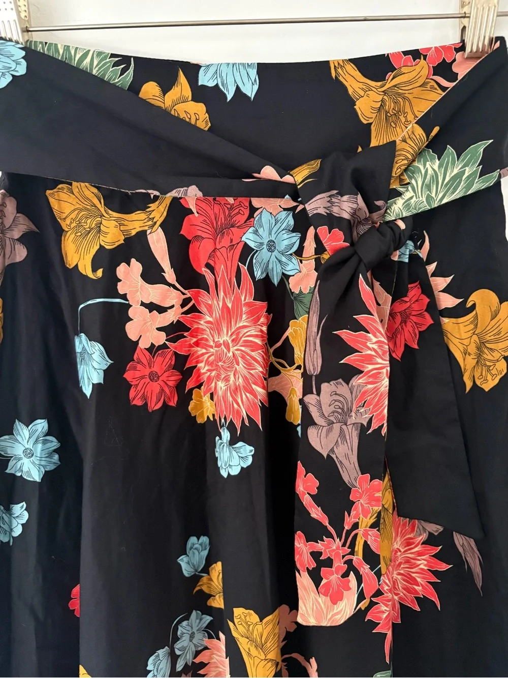 Zara Black Floral A-Line Skirt - with Multicolor Bloom - Medium